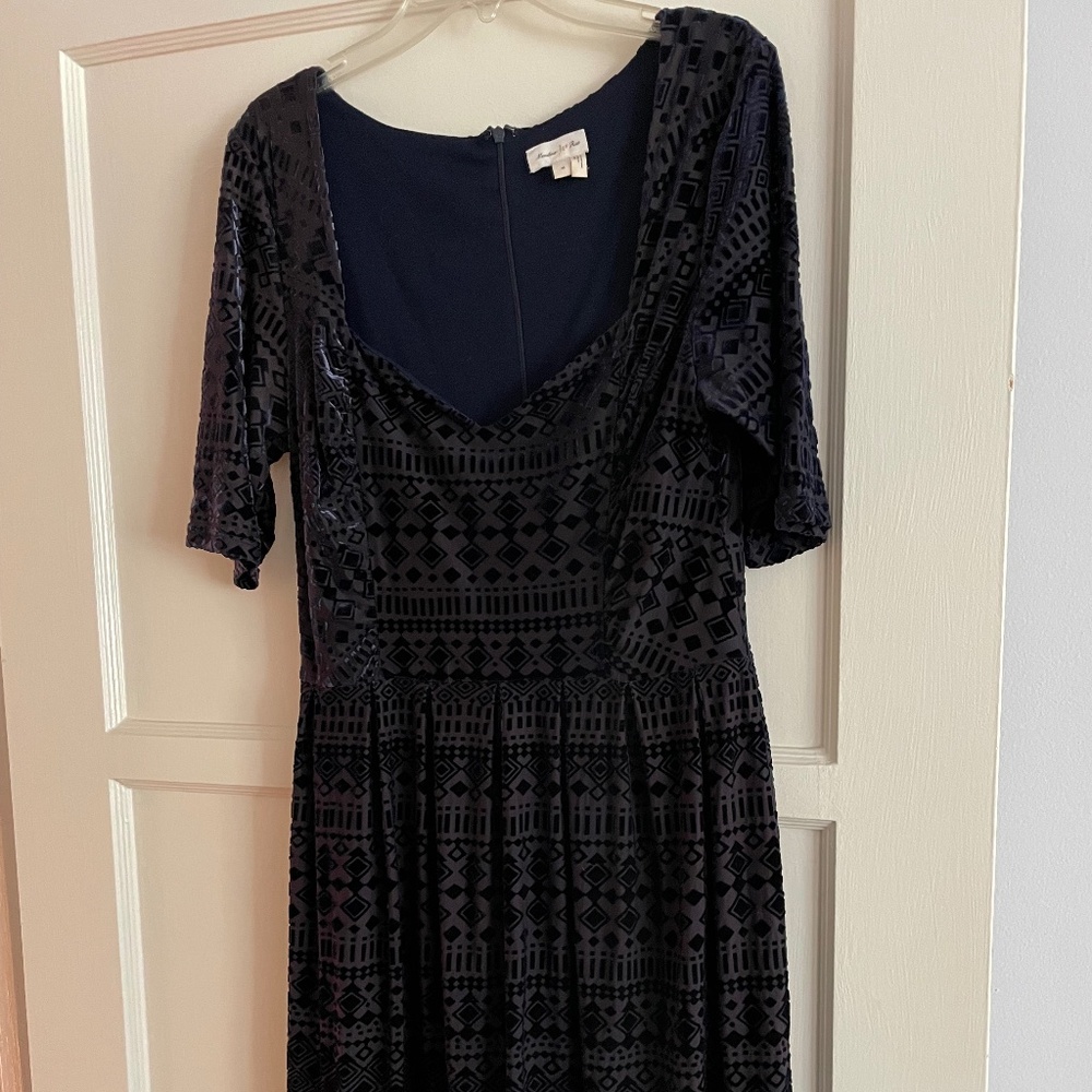 PRICE DROP!  Meadow Rue Black Velvet Cut-Out Pattern Midi Dress - Women's M